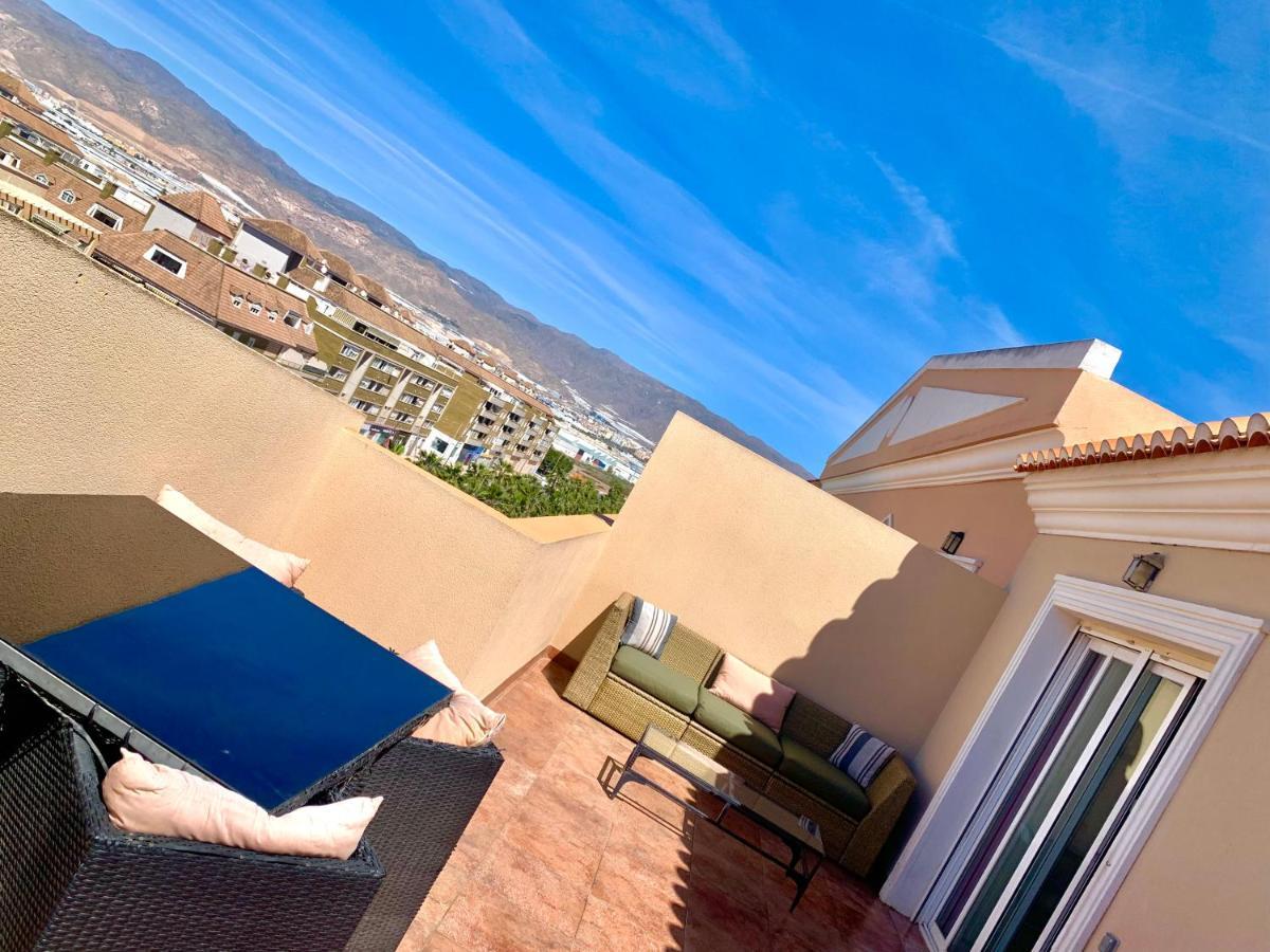 Atico Deluxe: Coastal Oasis with Pool, Gym & Terrace Apartment Roquetas de Mar Exterior photo