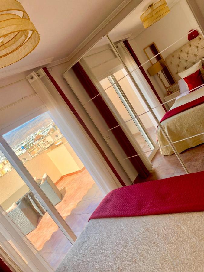 Atico Deluxe: Coastal Oasis with Pool, Gym & Terrace Apartment Roquetas de Mar Exterior photo