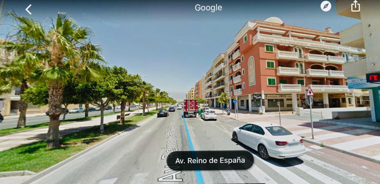 Atico Deluxe: Coastal Oasis with Pool, Gym & Terrace Apartment Roquetas de Mar Exterior photo
